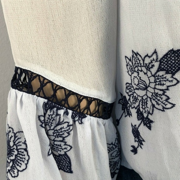 SOLD The Jetset Diaries Liliana Off Shoulder Top - Picture 5 of 7